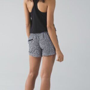 lululemon athletica Black and White Women Shorts